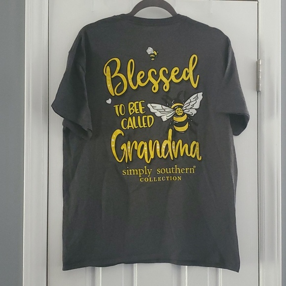 Simply Southern Tops - 🐝 Simply Southern 🐝 Size Large